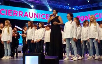 IN-Gala Unicef Canal Sur 2017 Centro Ingles