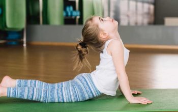 yoga-niña