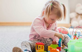 niña-jugando